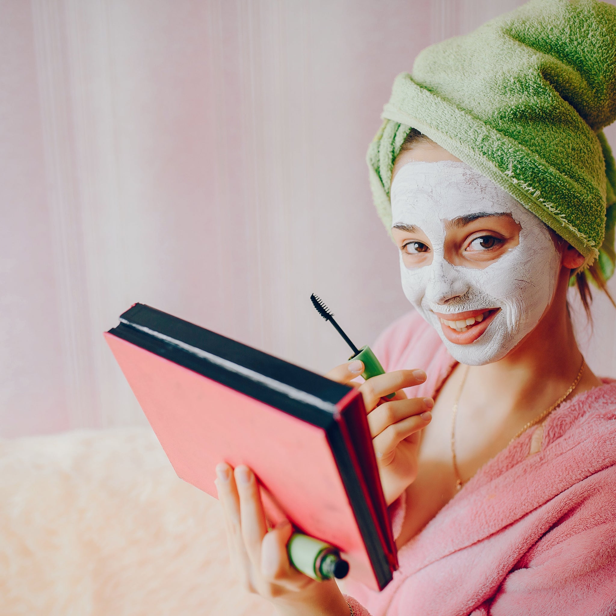 Pourquoi votre routine de soin a besoin d’un appareil de massage – Le secret de l’outil facial Velura™